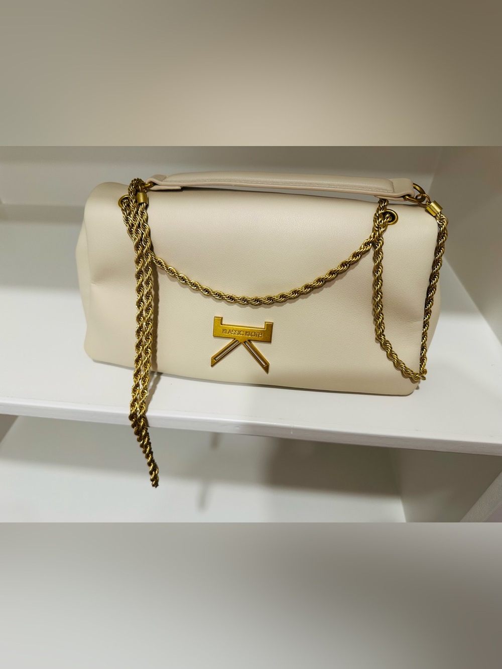Klassic kloth Cream Shoulder Bag with Gold Chain